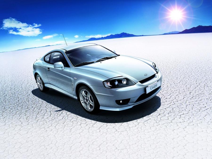  Hyundai Coupe 2005 года  (фото 2 из 16)
